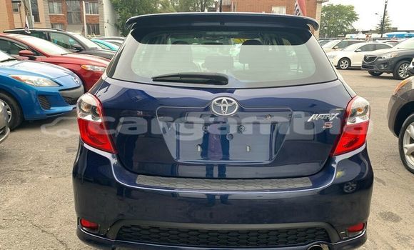 Dieundeu Occasion Toyota Matrix Blue Auto in Banjul in Banjul Dieundeu Occasion Toyota Matrix Blue Auto in Banjul in Banjul