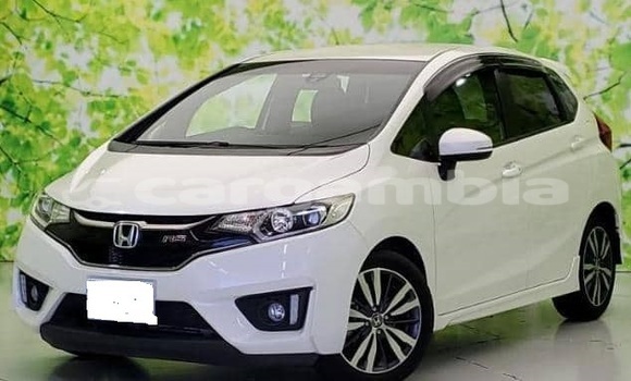 Buy Used Honda FIT White Car in Banjul in Banjul