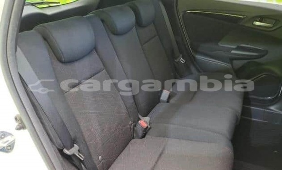 Dieundeu Occasion Honda FIT White Auto in Banjul in Banjul Dieundeu Occasion Honda FIT White Auto in Banjul in Banjul