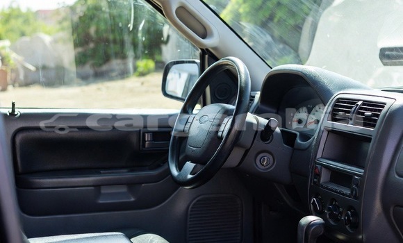 Buy Used Ford Escape Blue Car in Sukuta in Brikama