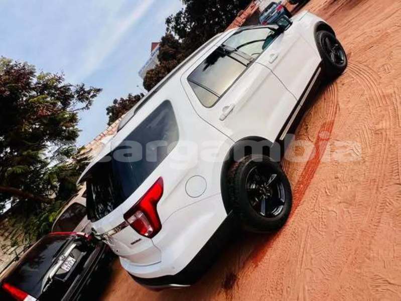 Big with watermark ford explorer banjul banjul 2812