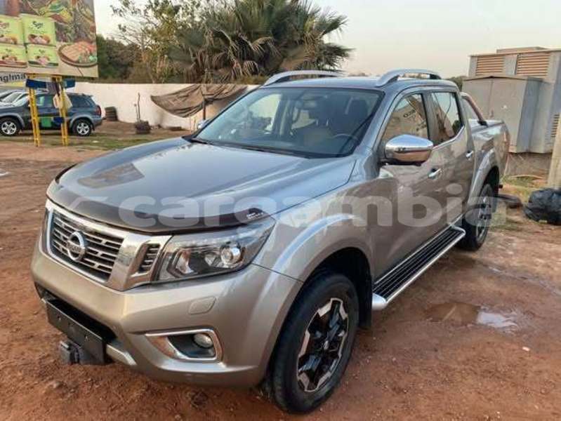Big with watermark nissan navara kanifing serekunda 2837