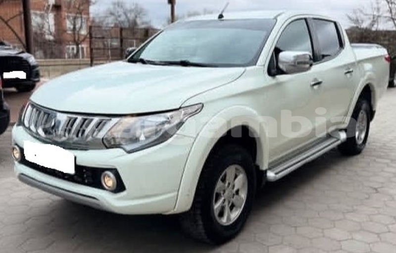 Big with watermark mitsubishi l200 banjul banjul 2844