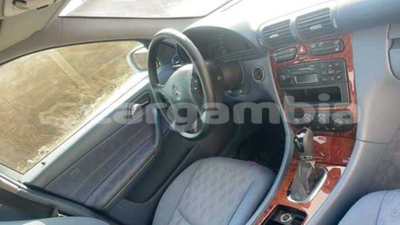 Big with watermark mercedes viano kanifing bakau 2876
