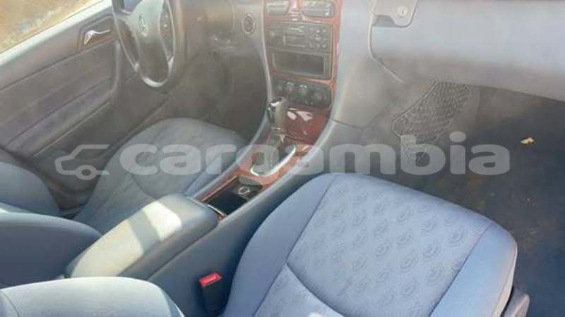 Big with watermark mercedes viano kanifing bakau 2876