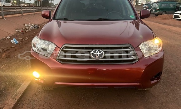 Dieundeu Imported Toyota Highlander Red Auto in Sukuta in Brikama Dieundeu Imported Toyota Highlander Red Auto in Sukuta in Brikama