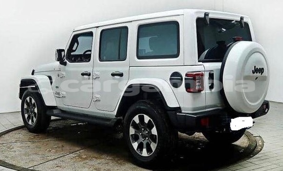 Buy Used Jeep Wrangler White Car in Banjul in Banjul Buy Used Jeep Wrangler White Car in Banjul in Banjul