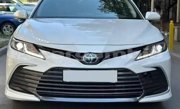 Buy Used Toyota Camry White Car in Banjul in Banjul