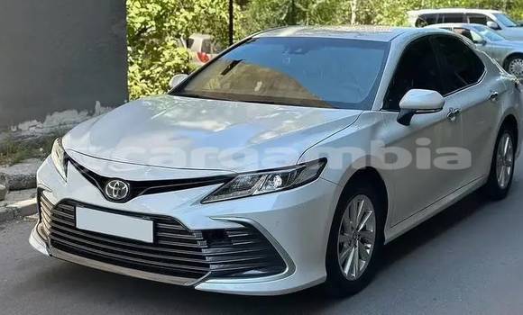 Buy Used Toyota Camry White Car in Banjul in Banjul Buy Used Toyota Camry White Car in Banjul in Banjul