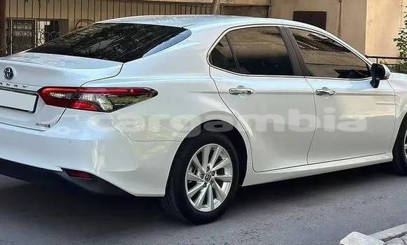 Buy Used Toyota Camry White Car in Banjul in Banjul Buy Used Toyota Camry White Car in Banjul in Banjul