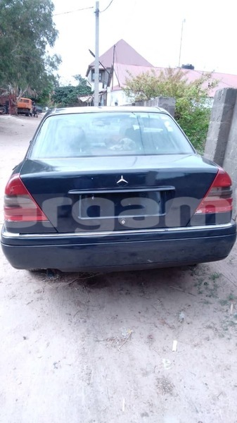 Big with watermark mercedes benz c classe brikama sukuta 2907