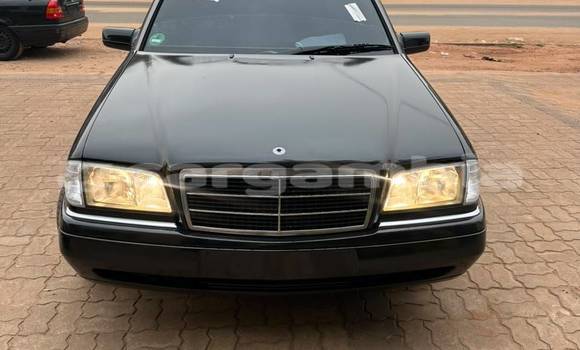 اشتري Imported Mercedes-Benz C180 coupe Black سيارة في Bakau في Kanifing اشتري Imported Mercedes-Benz C180 coupe Black سيارة في Bakau في Kanifing
