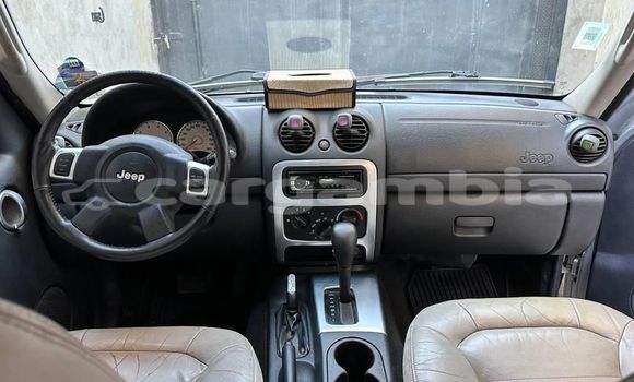 اشتري مستعمل Jeep Liberty Silver سيارة في Bakau في Kanifing اشتري مستعمل Jeep Liberty Silver سيارة في Bakau في Kanifing