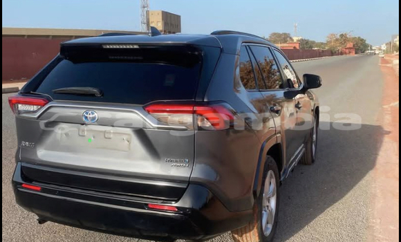 اشتري Imported Toyota RAV 4 Black سيارة في Bakau في Kanifing اشتري Imported Toyota RAV 4 Black سيارة في Bakau في Kanifing