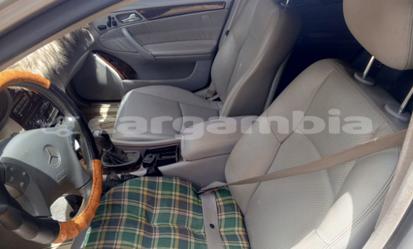 اشتري مستعمل Mercedes-Benz C180 coupe Silver سيارة في Bakau في Kanifing اشتري مستعمل Mercedes-Benz C180 coupe Silver سيارة في Bakau في Kanifing