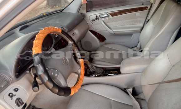اشتري مستعمل Mercedes-Benz C180 coupe Silver سيارة في Bakau في Kanifing اشتري مستعمل Mercedes-Benz C180 coupe Silver سيارة في Bakau في Kanifing
