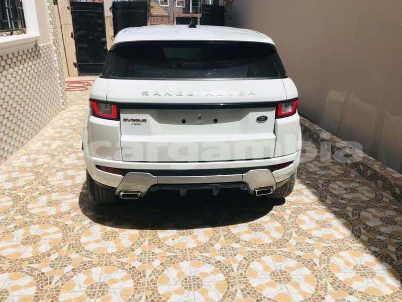 Big with watermark range rover evoque banjul banjul 2928