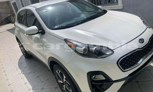 Buy Used Kia Sportage White Car in Banjul in Banjul Buy Used Kia Sportage White Car in Banjul in Banjul
