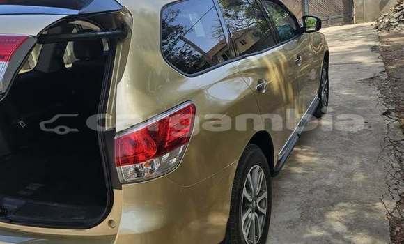 Buy Used Nissan Pathfinder Other Car in Banjul in Banjul Buy Used Nissan Pathfinder Other Car in Banjul in Banjul