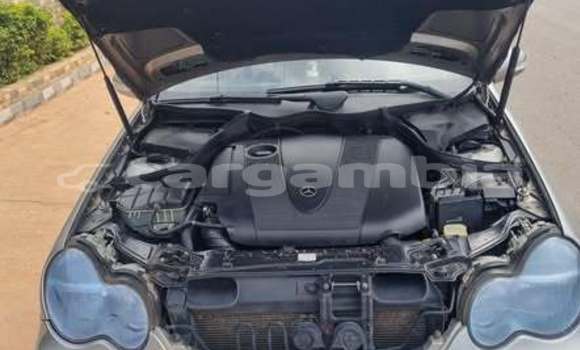 اشتري مستعمل Mercedes-Benz 740Li Other سيارة في Banjul في Banjul اشتري مستعمل Mercedes-Benz 740Li Other سيارة في Banjul في Banjul