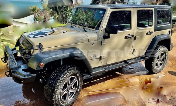 Dieundeu Beess Jeep Wrangler Beige Auto in Sukuta in Brikama Dieundeu Beess Jeep Wrangler Beige Auto in Sukuta in Brikama