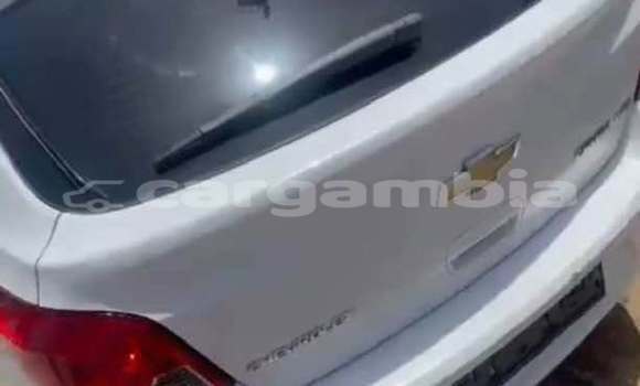 Buy Used Chevrolet Cruze White Car in Banjul in Banjul Buy Used Chevrolet Cruze White Car in Banjul in Banjul