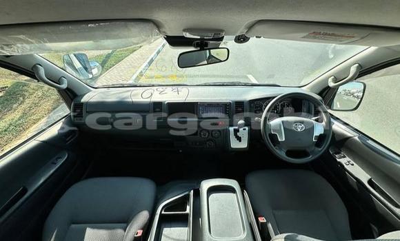 اشتري مستعمل Toyota Hiace White سيارة في Banjul في Banjul اشتري مستعمل Toyota Hiace White سيارة في Banjul في Banjul