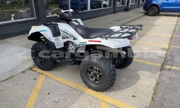 Dieundeu Beess Kawasaki Brute Force White Bike in Bakau in Kanifing Dieundeu Beess Kawasaki Brute Force White Bike in Bakau in Kanifing