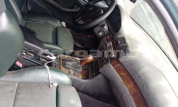 Buy Used BMW E9 Green Car in Banjul in Banjul Buy Used BMW E9 Green Car in Banjul in Banjul