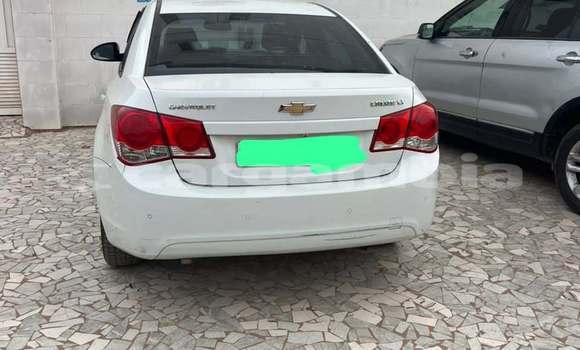 Buy Used Chevrolet Malibu White Car in Banjul in Banjul Buy Used Chevrolet Malibu White Car in Banjul in Banjul