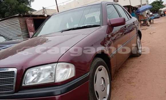 Buy Used Mercedes-Benz C-Classe Red Car in Banjul in Banjul Buy Used Mercedes-Benz C-Classe Red Car in Banjul in Banjul