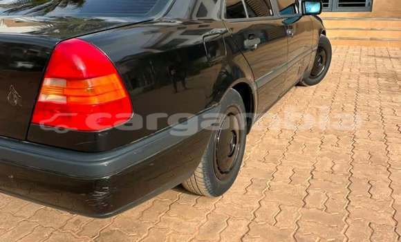 Buy Used Mercedes‒Benz C–Class Black Car in Banjul in Banjul Buy Used Mercedes‒Benz C–Class Black Car in Banjul in Banjul