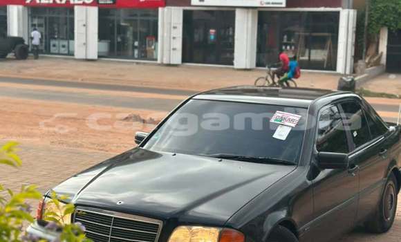 Buy Used Mercedes‒Benz C–Class Black Car in Banjul in Banjul Buy Used Mercedes‒Benz C–Class Black Car in Banjul in Banjul