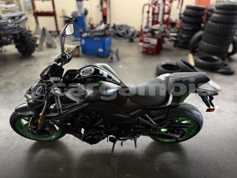 Big with watermark kawasaki z 1000 banjul banjul 3023