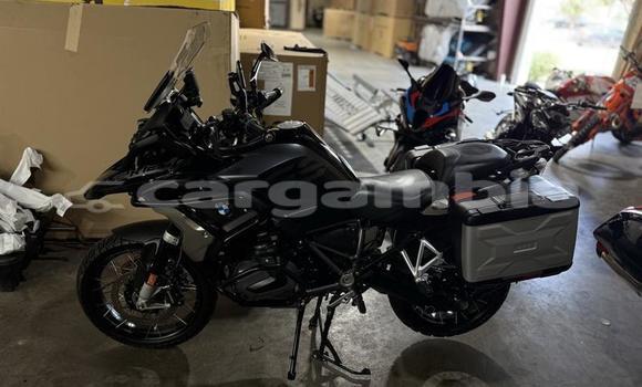 Acheter Occasion Moto BMW R1200GS Adventure Noir à Banjul, Banjul Acheter Occasion Moto BMW R1200GS Adventure Noir à Banjul, Banjul