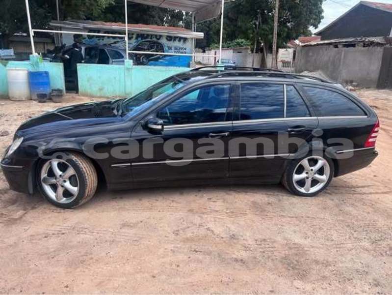 Big with watermark mercedes benz w115 banjul banjul 3039
