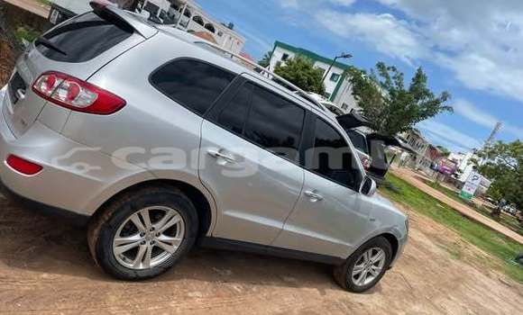 Buy Used Hyundai Santa Fe Other Car in Banjul in Banjul Buy Used Hyundai Santa Fe Other Car in Banjul in Banjul
