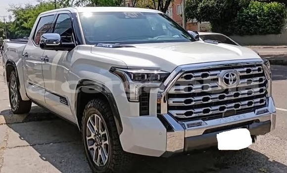 Buy Used Toyota Tundra White Car in Banjul in Banjul