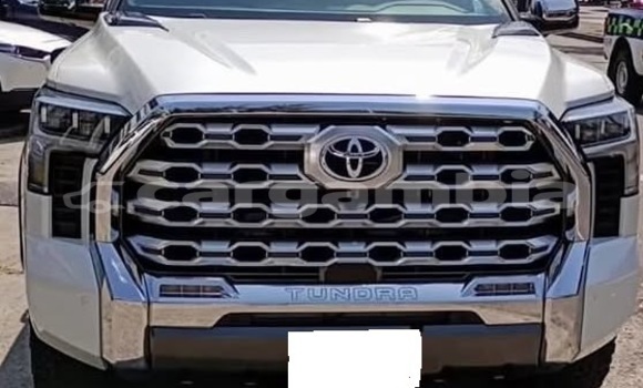 Buy Used Toyota Tundra White Car in Banjul in Banjul Buy Used Toyota Tundra White Car in Banjul in Banjul