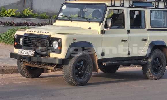 Buy Used Land Rover Defender Beige Car in Brufut in Brikama Buy Used Land Rover Defender Beige Car in Brufut in Brikama