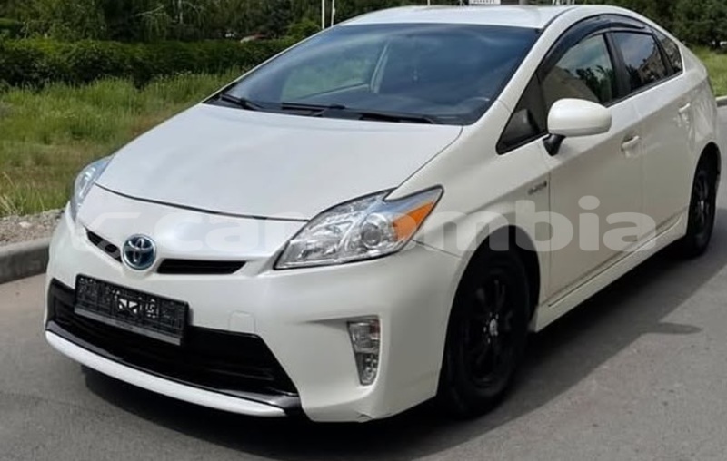 Big with watermark toyota prius banjul banjul 3055