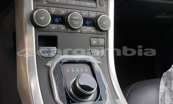 Buy Used Range Rover Evoque White Car in Serekunda in Kanifing Buy Used Range Rover Evoque White Car in Serekunda in Kanifing