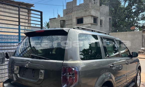 Buy Used Honda Pilot Brown Car in Banjul in Banjul Buy Used Honda Pilot Brown Car in Banjul in Banjul