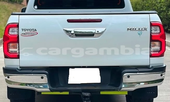 Buy Used Toyota Hilux White Car in Banjul in Banjul Buy Used Toyota Hilux White Car in Banjul in Banjul