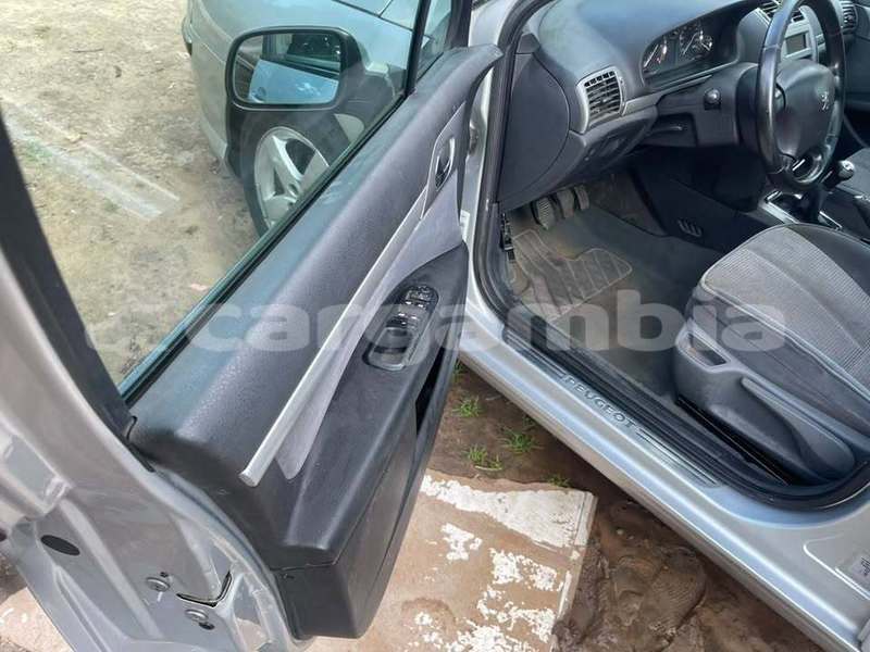 Big with watermark peugeot 4007 kanifing serekunda 3078