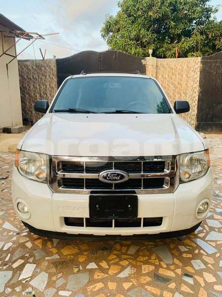 Big with watermark ford escape kanifing serekunda 3080