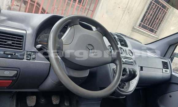 اشتري مستعمل Mercedes-Benz Vito Black سيارة في Serekunda في Kanifing اشتري مستعمل Mercedes-Benz Vito Black سيارة في Serekunda في Kanifing
