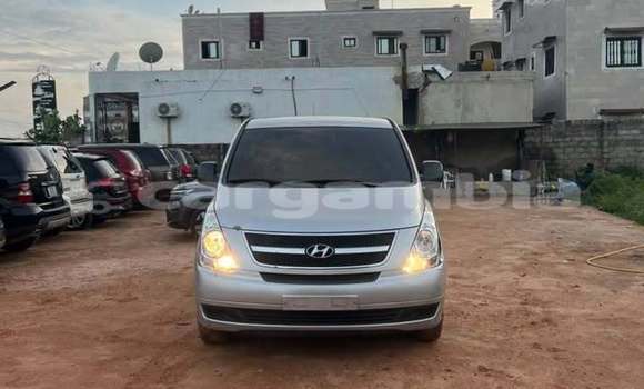 Buy Used Hyundai Starex Other Car in Serekunda in Kanifing