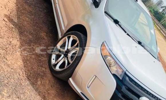 Buy Used Ford Edge White Car in Serekunda in Kanifing