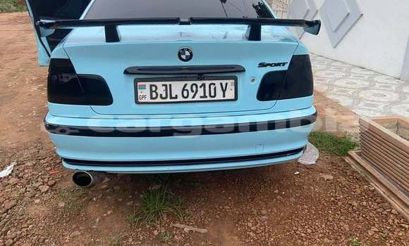 Buy Used BMW 02 (E10) Blue Car in Serekunda in Kanifing